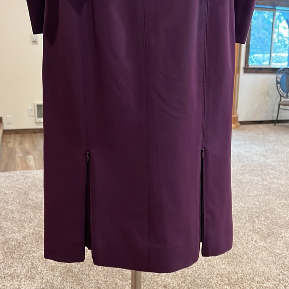 Carlisle New York skirt suite. - Picture 4 of 7